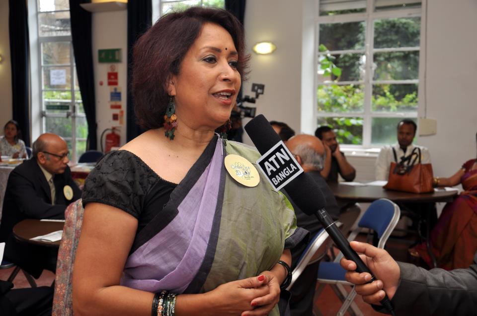 লেখক হয়ে ওঠা